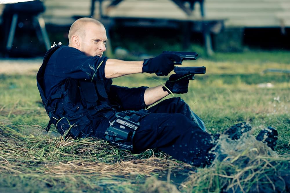 ブラッド・アウトの画像