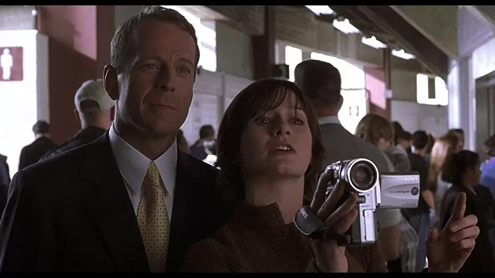 「キッド」ブルース・ウィリス & エミリー・モーティマーの画像