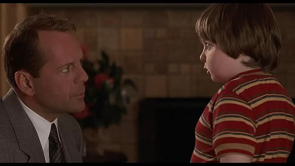 「キッド」ブルース・ウィリス & スペンサー・ブレスリンの画像