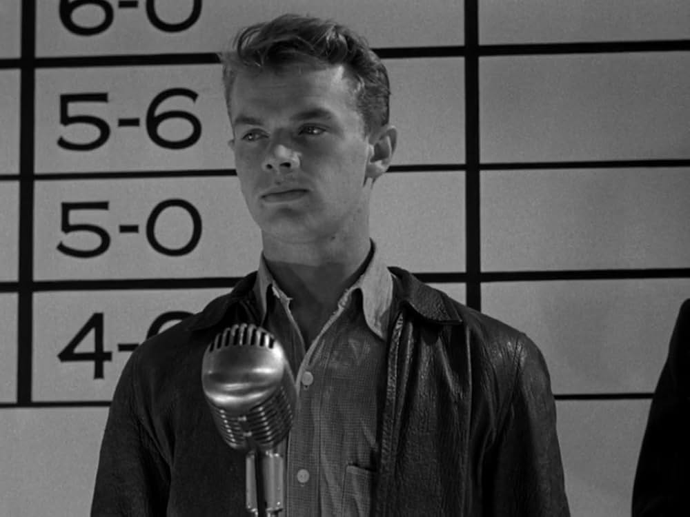 The Dark Past（原題）の画像