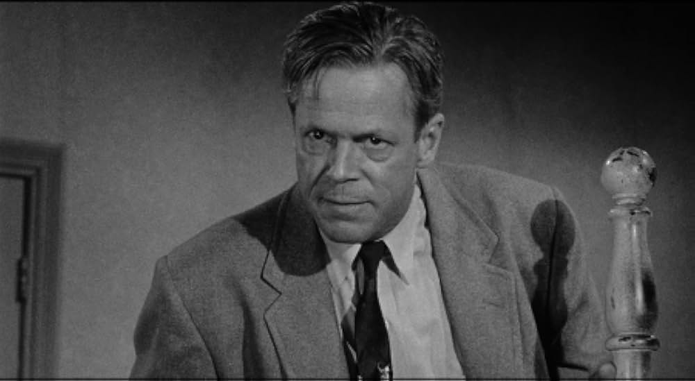 The Burglar（原題）の画像