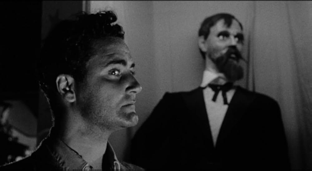 The Burglar（原題）の画像