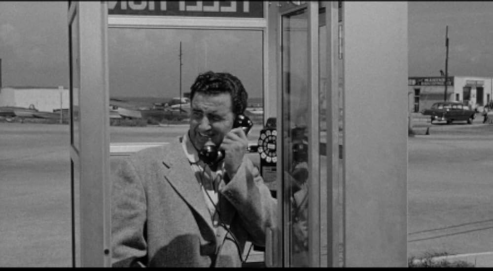 The Burglar（原題）の画像