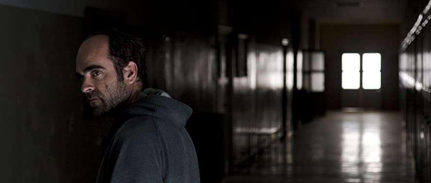 スリーピング タイト 白肌の美女の異常な夜の画像