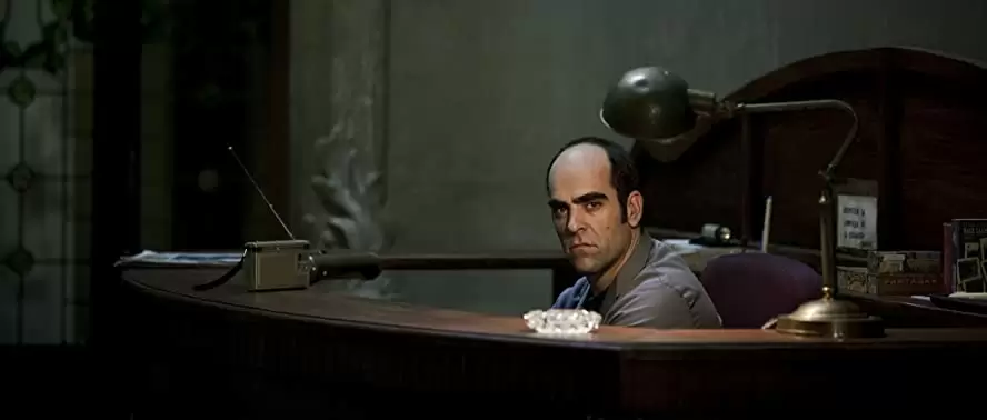 スリーピング タイト 白肌の美女の異常な夜の画像