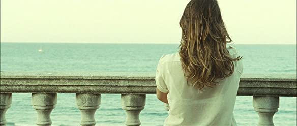 スリーピング タイト 白肌の美女の異常な夜の画像