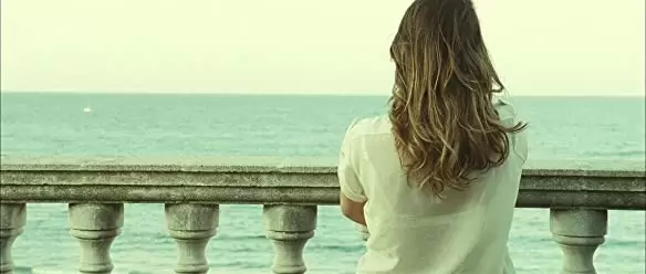 スリーピング タイト 白肌の美女の異常な夜の画像