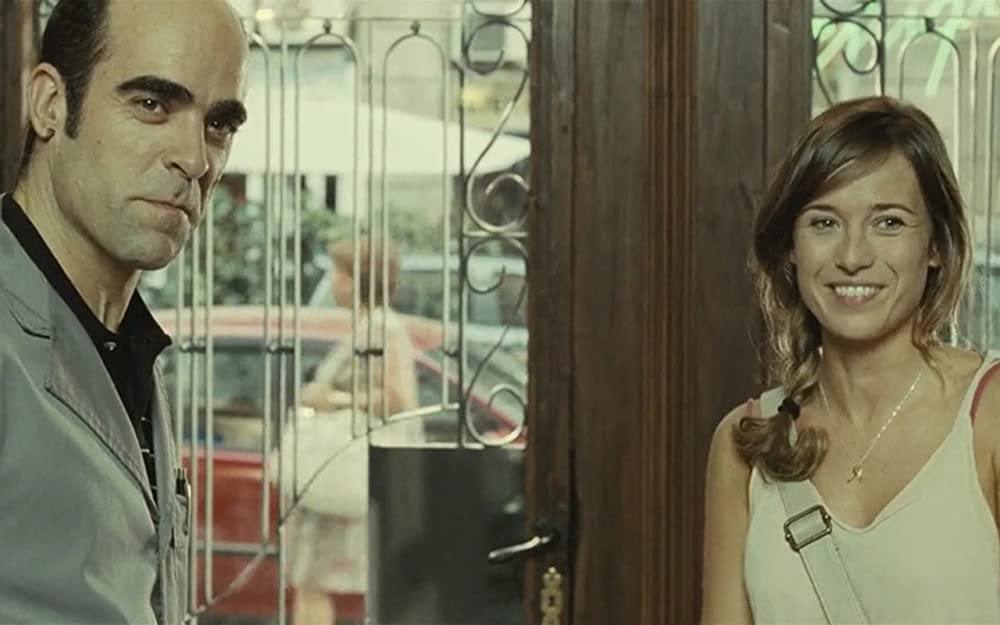 スリーピング タイト 白肌の美女の異常な夜の画像