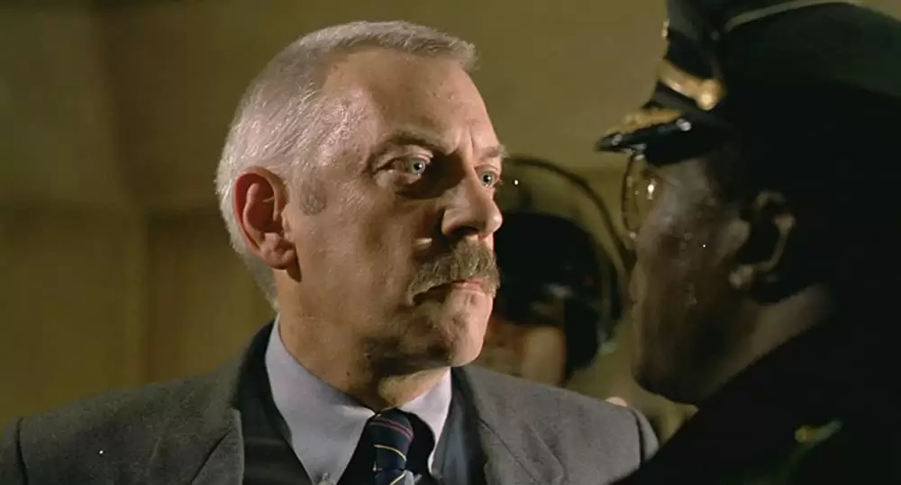 「ロックアップ」ドナルド・サザーランド & ジョン・エイモスの画像