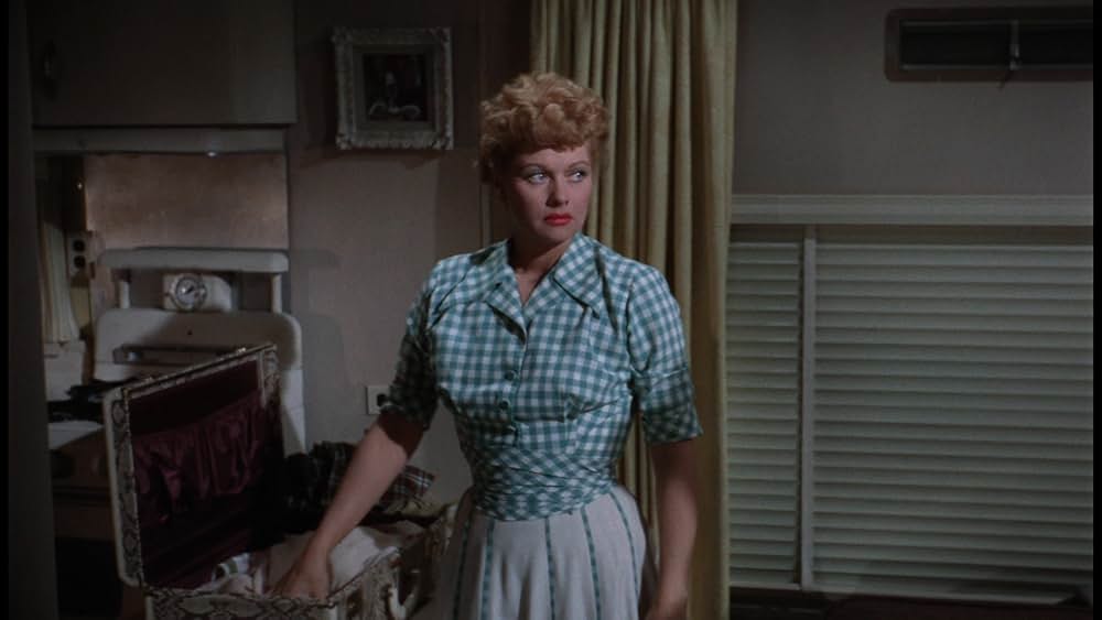 トレーラー新婚旅行の画像