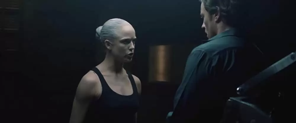 「ザ・マシーン」トビー・スティーブンス & ケイティ・ロッツの画像