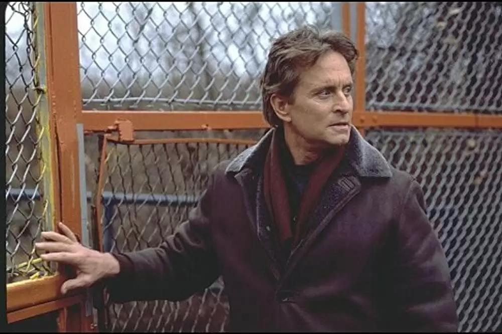 「サウンド・オブ・サイレンス」マイケル・ダグラスの画像