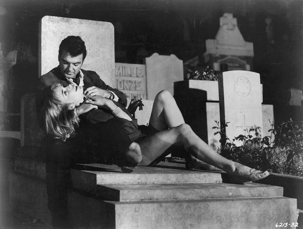 ヤングレーサーの画像