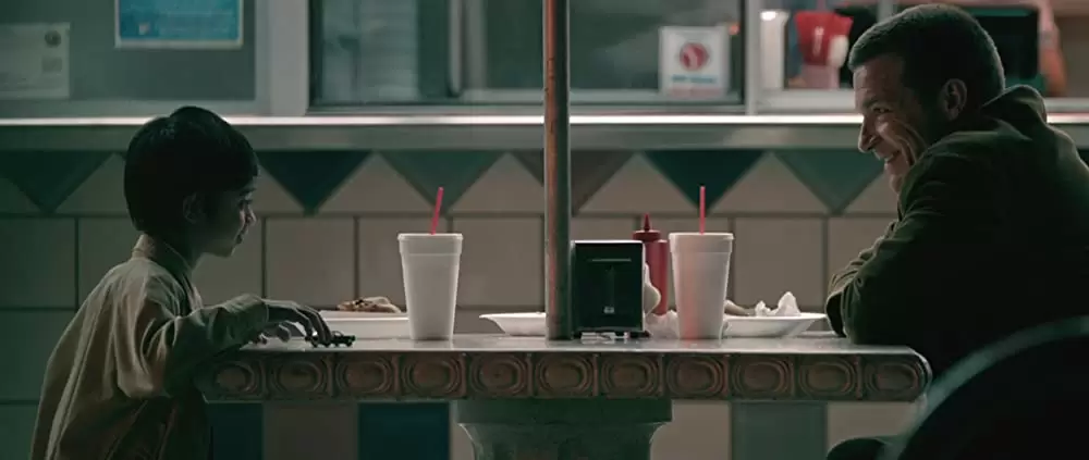 「バッドガイ 反抗期の中年男」ジェイソン・ベイトマン & ローハン・チャンドの画像