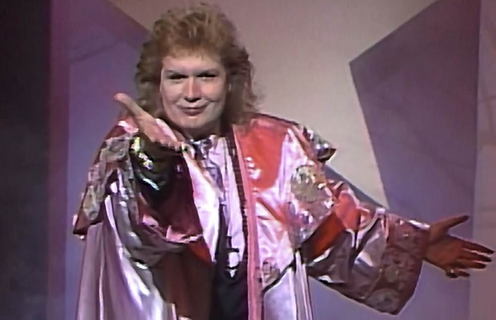 ムーチョ・ムーチョ・アモール: カリスマ占星術師ウォルター・メルカドの画像