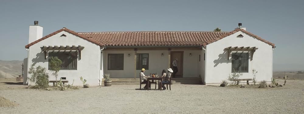 エンターテインメント（原題）の画像