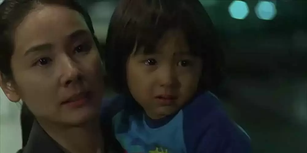 八日目の蝉の画像