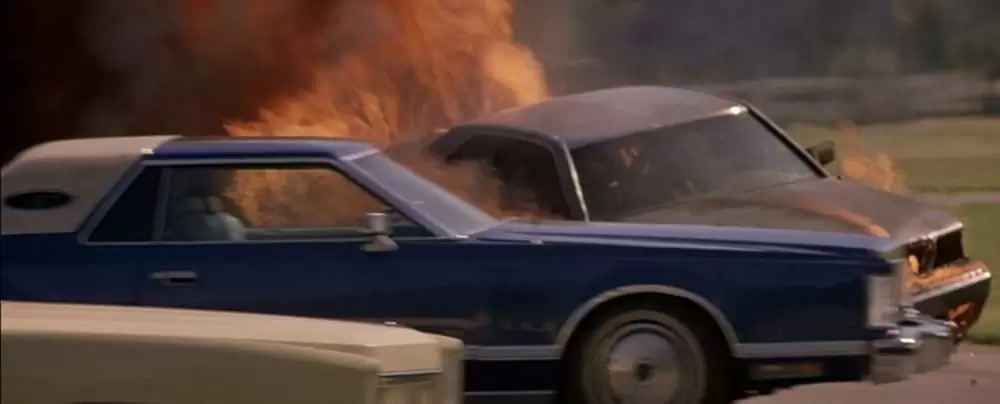 「ロードハウス／孤独の街」の画像