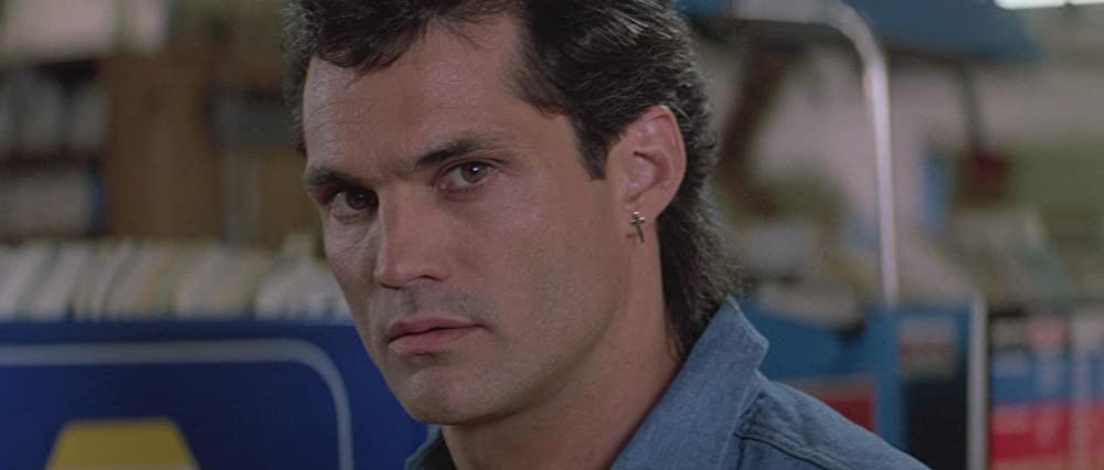 ロードハウス／孤独の街の画像