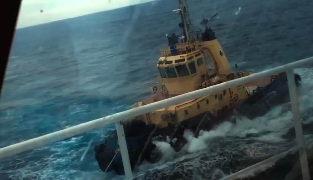 とんでもカオス!: 排せつ物まみれのクルーズ船の画像