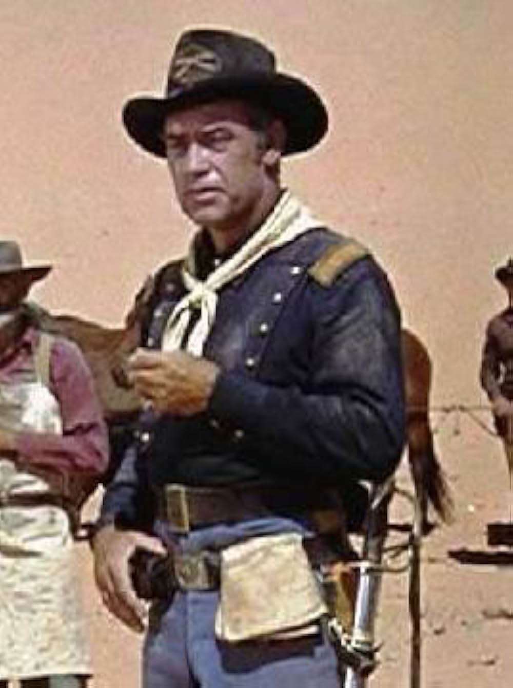 砂漠の旅路の画像