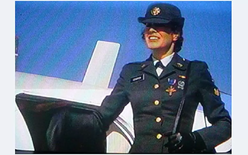 「パラダイス・アーミー」ショーン・ヤングの画像