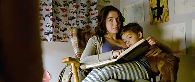 「エミリー 悪夢のベビーシッター」サラ・ボルジャー & Thomas Bairの画像