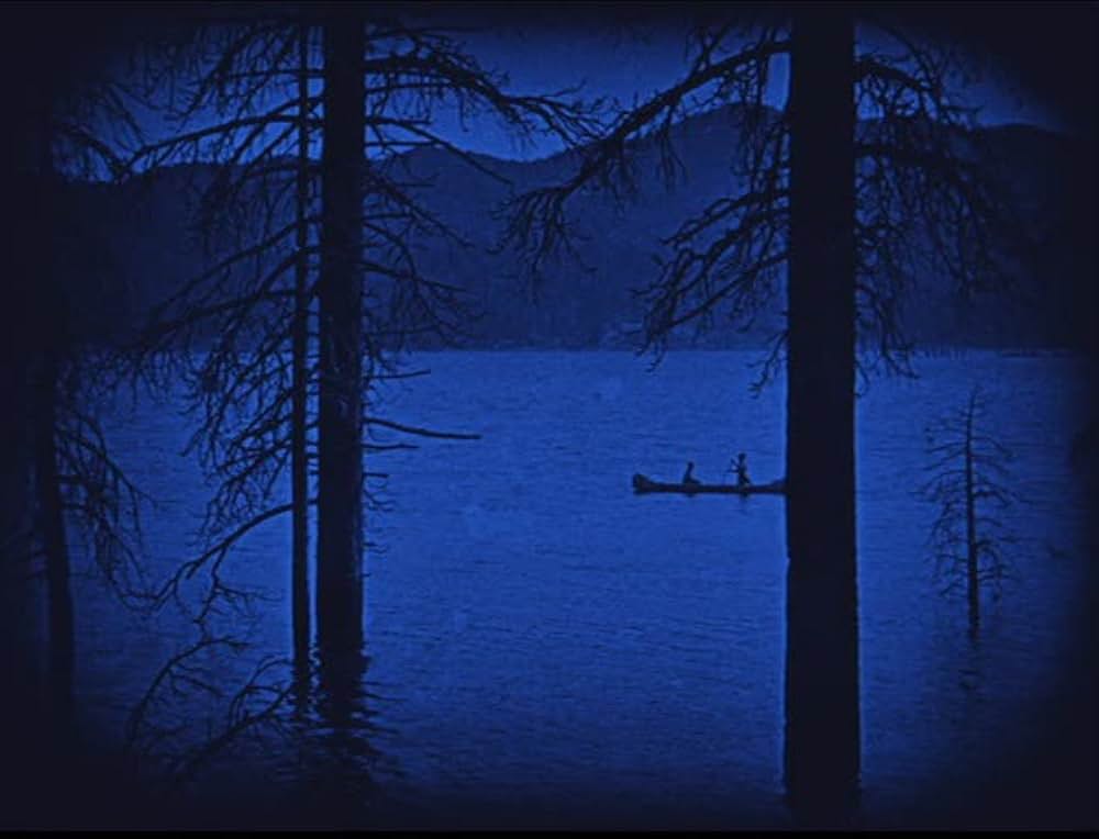 夜明けの娘の画像