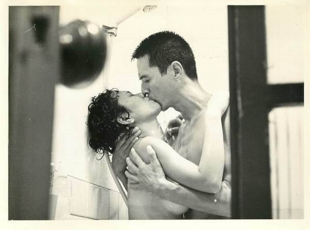 女高生レポート 夕子の白い胸の画像