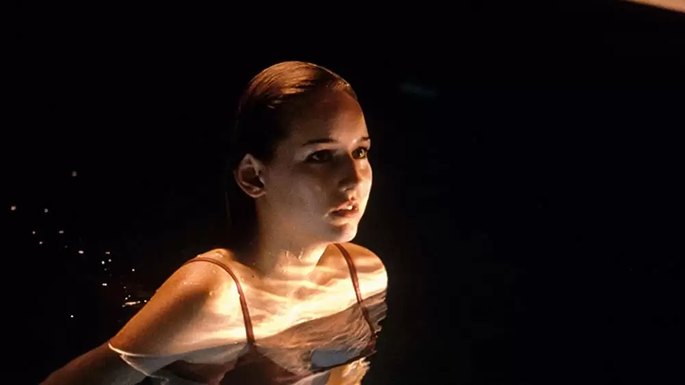 「グラスハウス」リーリー・ソビエスキーの画像