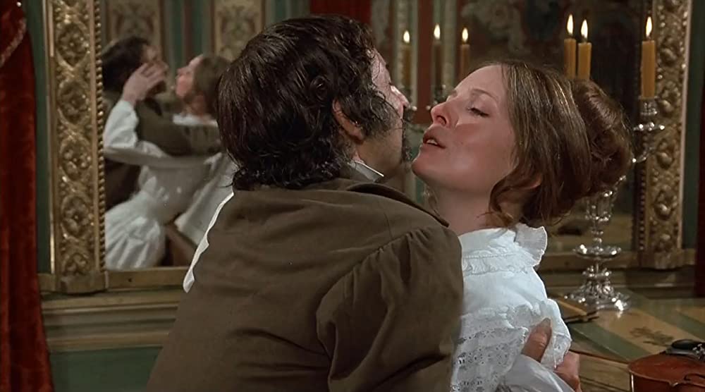 赤い風車の画像