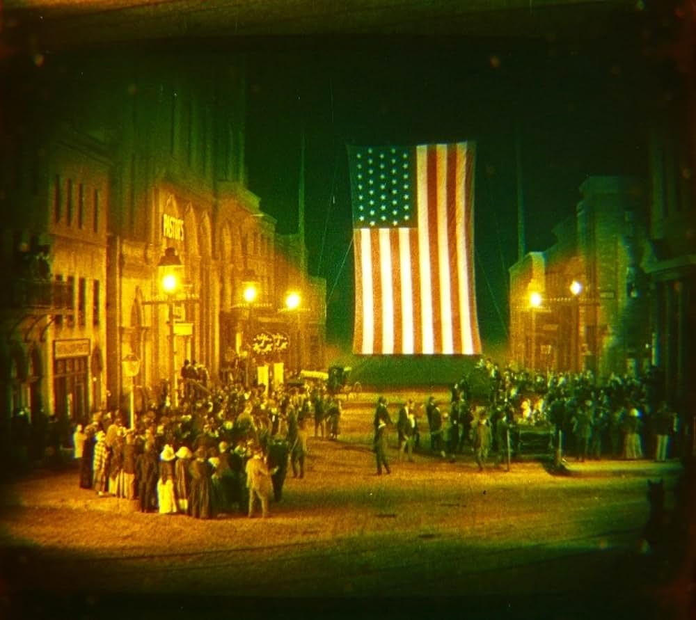 Lights of Old Broadway（原題）の画像