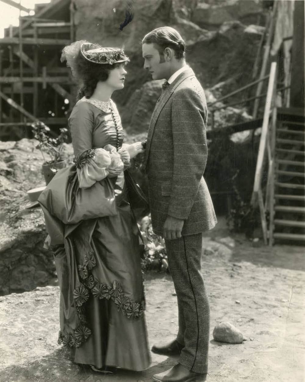 Lights of Old Broadway（原題）の画像