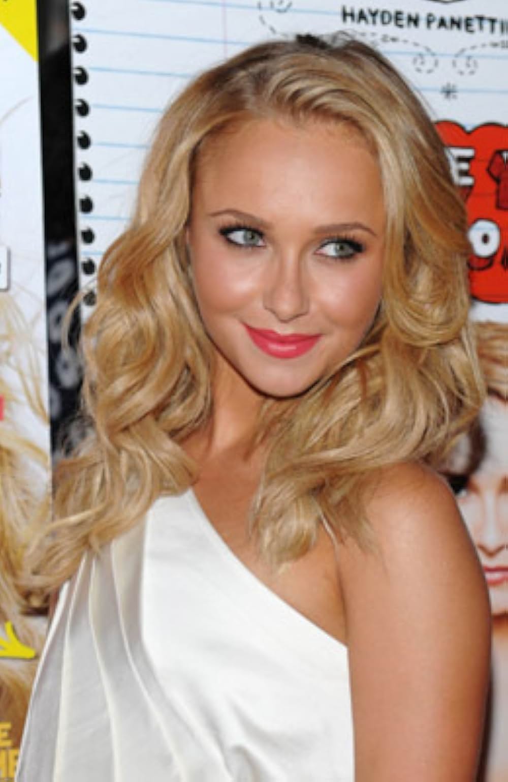 愛しのべス・クーパーの画像