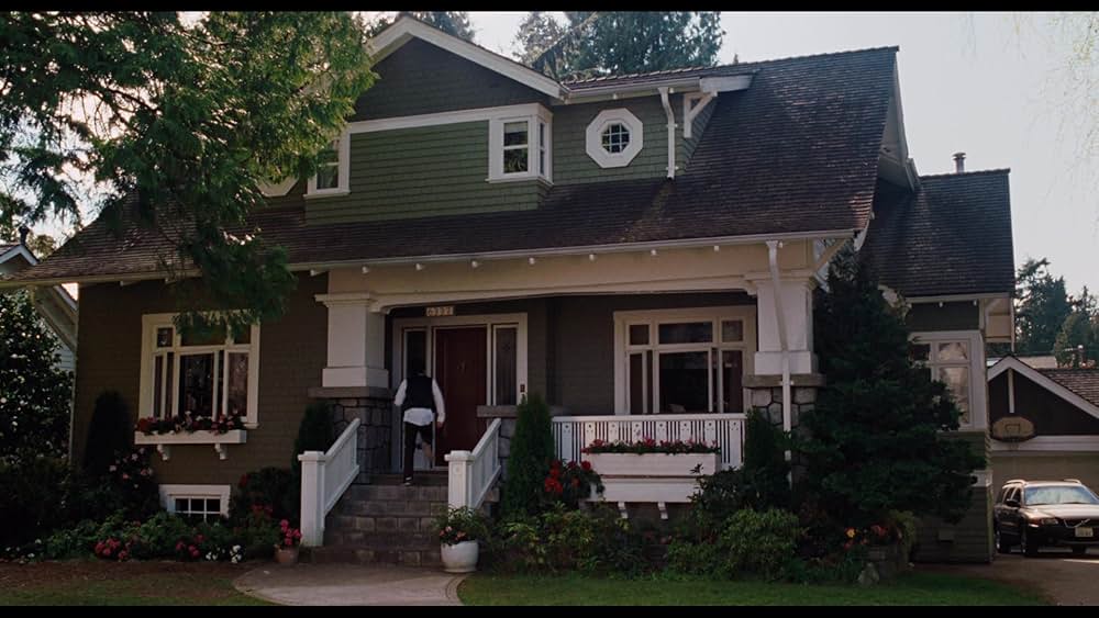 愛しのべス・クーパーの画像