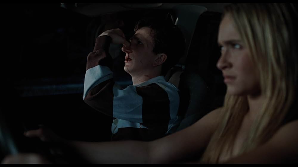 愛しのべス・クーパーの画像