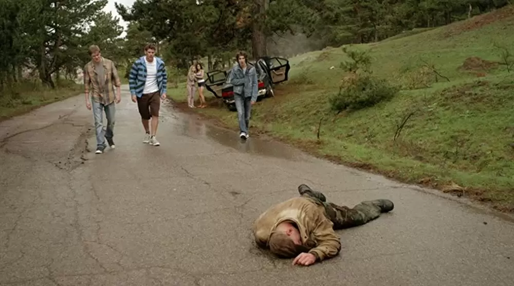 「クライモリ デッド・パーティ」ダグ・ブラッドレイ & ロクサンヌ・マッキー & Oliver Hoare & Paul Luebke & Amy Lennox & Simon Gintyの画像