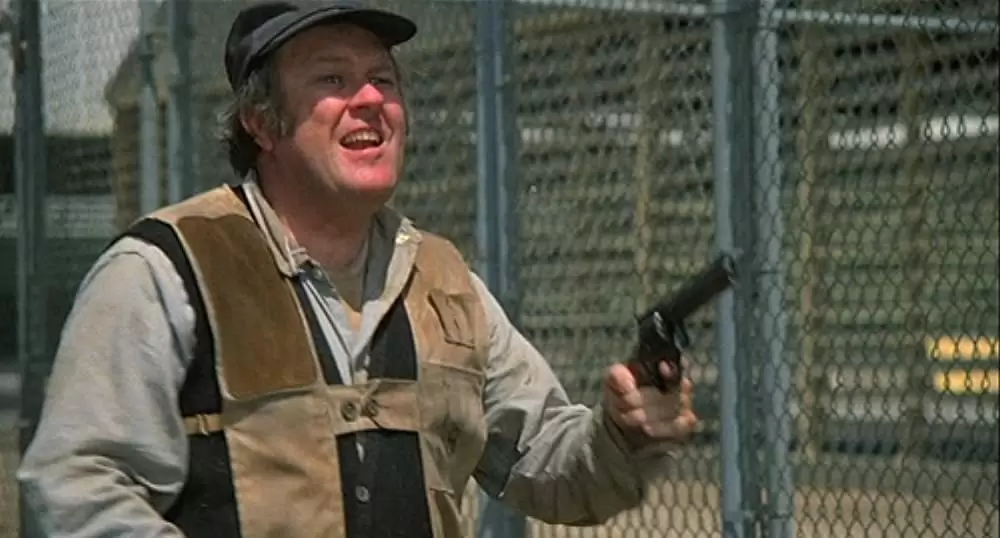 「天国から落ちた男」M・エメット・ウォルシュの画像