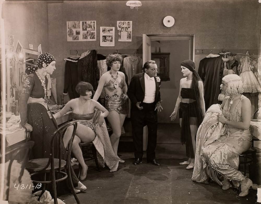 深夜の太陽の画像