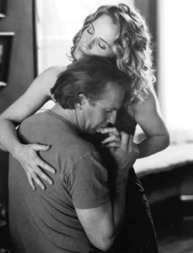 「コーリング」ケビン・コスナー & スザンナ・トンプソンの画像