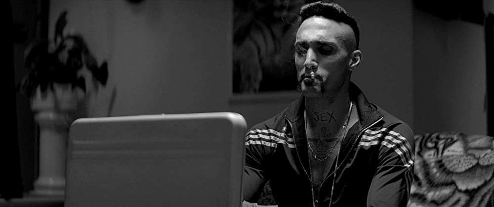 ザ・ヴァンパイア 残酷な牙を持つ少女の画像