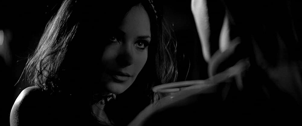 ザ・ヴァンパイア 残酷な牙を持つ少女の画像