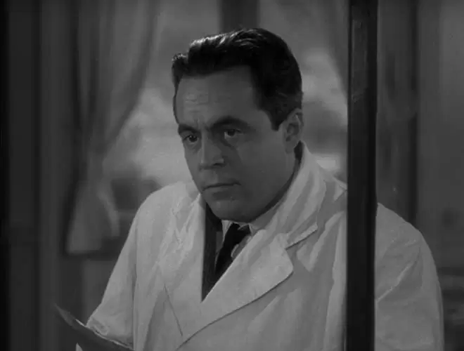 悪魔のような女の画像