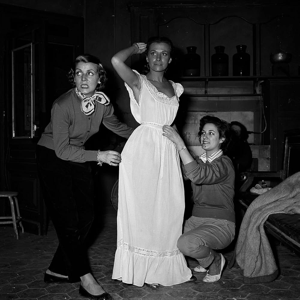 悪魔のような女の画像