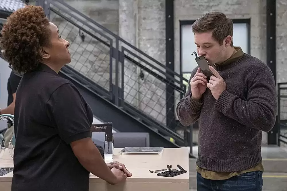 「ジェクシー！ スマホを変えただけなのに」ワンダ・サイクス & アダム・ディバインの画像