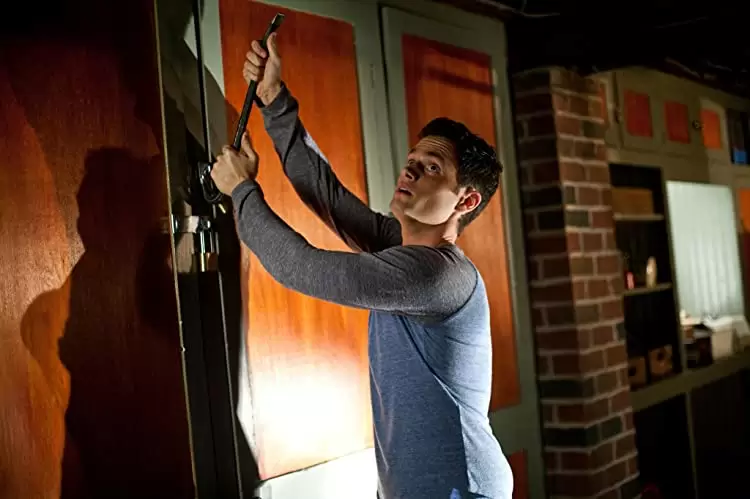 ステップファーザー 殺人鬼の棲む家の画像