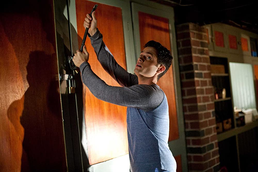 ステップファーザー 殺人鬼の棲む家の画像