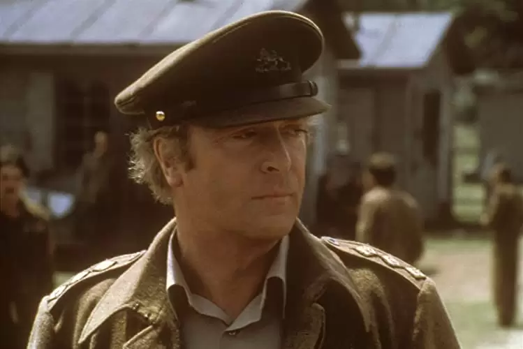 「勝利への脱出」マイケル・ケインの画像