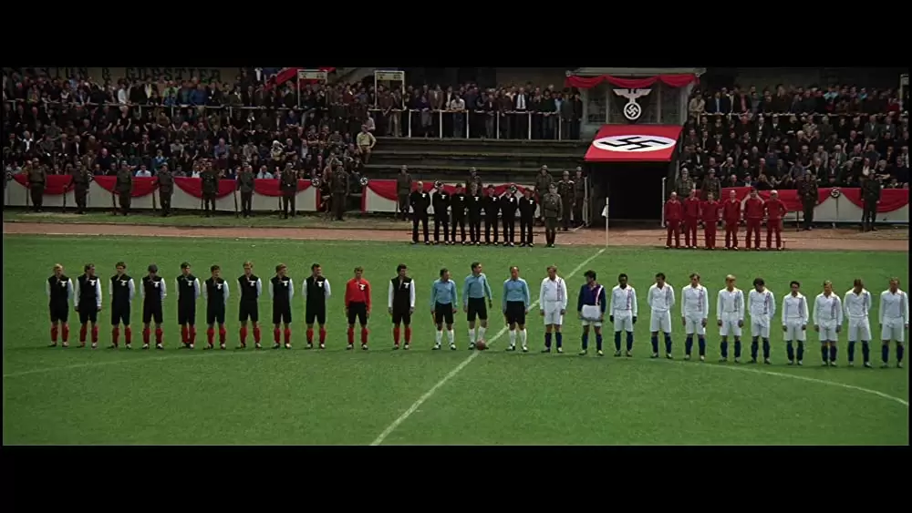 「勝利への脱出」シルベスター・スタローン & マイケル・ケイン & Osvaldo Ardiles & ボビー・ムーア & Peléの画像