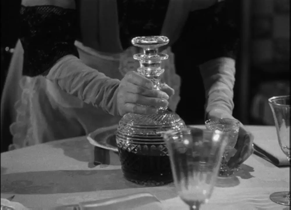 「毒薬と老嬢」の画像